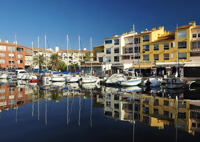 Lumineux Au Coeur Du Cap D Agde