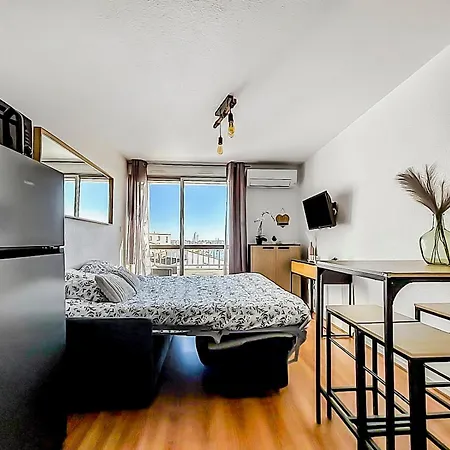 Lumineux Au Coeur Du Cap D * Agde